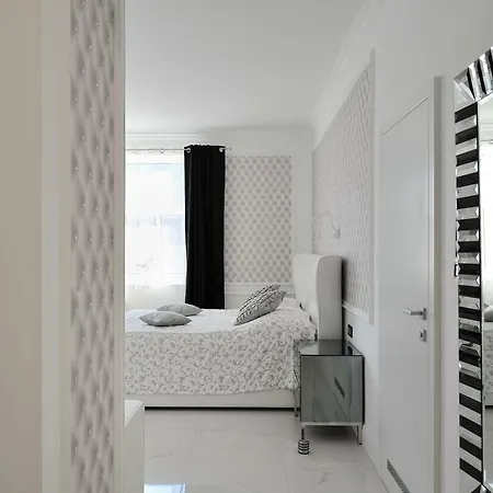 Sloapart Рогашка Слатина
