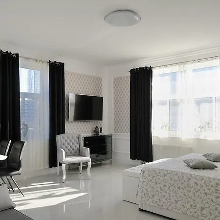 Sloapart * Рогашка Слатина