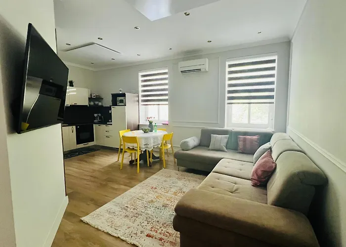 Sloapart * Рогашка Слатина